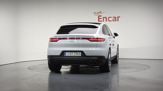 PORSCHE CAYENNE PO536 2021