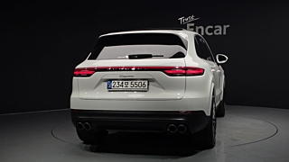 PORSCHE CAYENNE PO536 2023