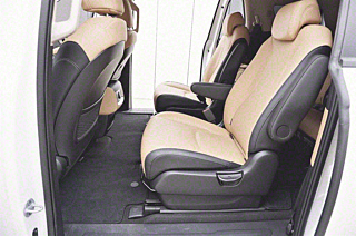 KIA CARNIVAL 2023