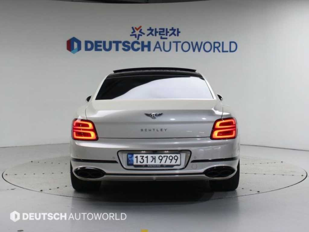 BENTLEY FLYING SPUR 2022
