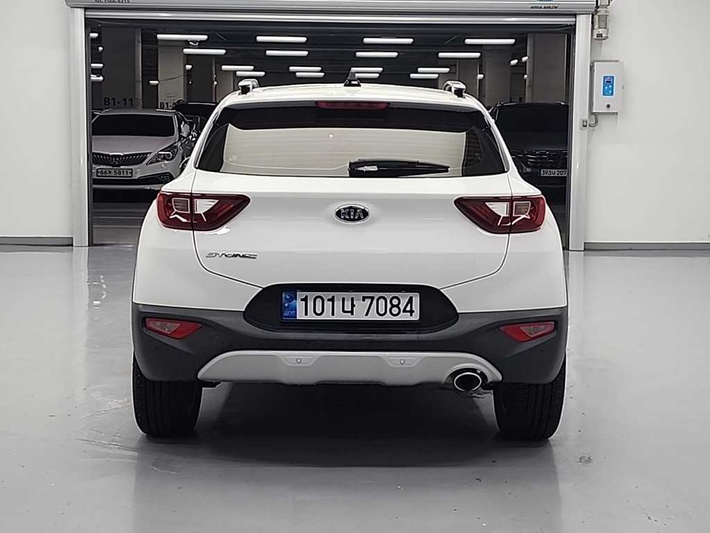 KIA STONIC 2018