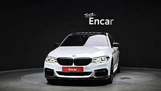 BMW 5-SERIES G30 2017