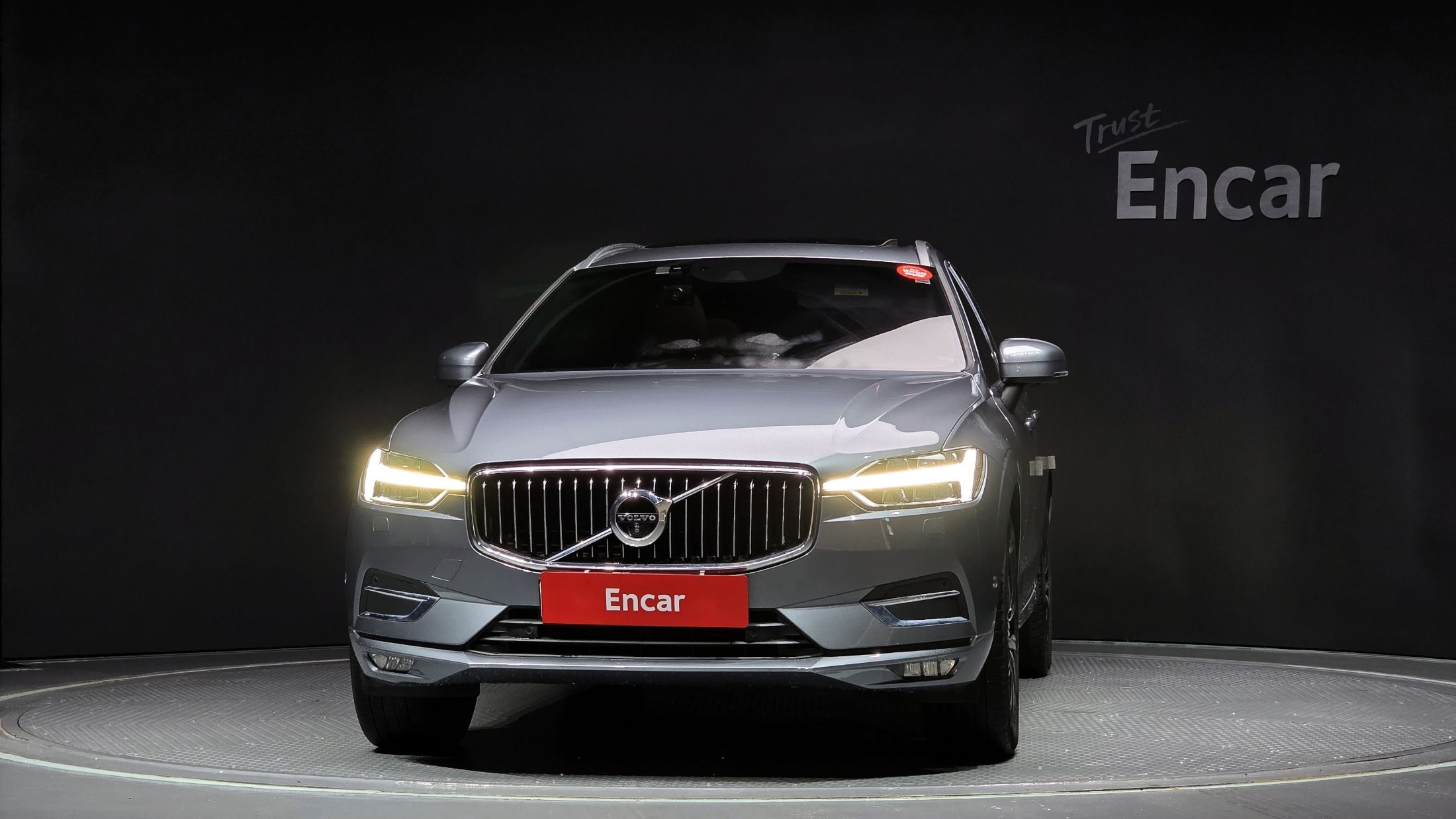 VOLVO XC60 2017