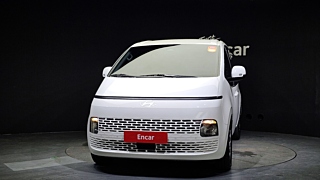HYUNDAI STARIA 2025