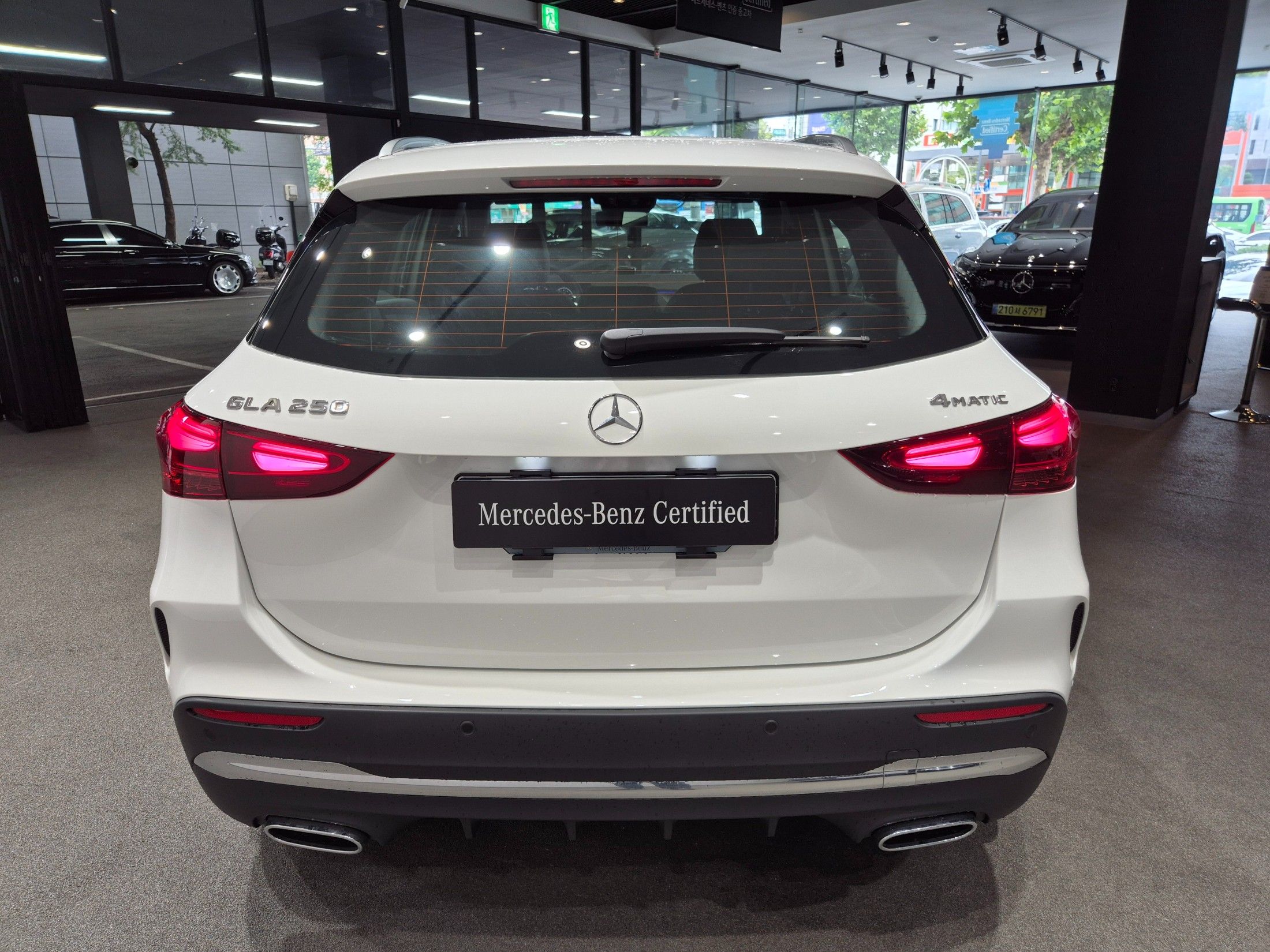 MERCEDES BENZ GLA-CLASS H247 2025