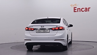 HYUNDAI AVANTE AD 2016