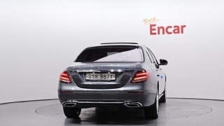 MERCEDES BENZ E-CLASS W213 2018