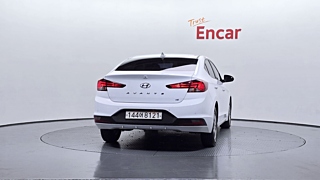 HYUNDAI AVANTE AD 2019