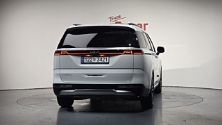 KIA CARNIVAL 2023