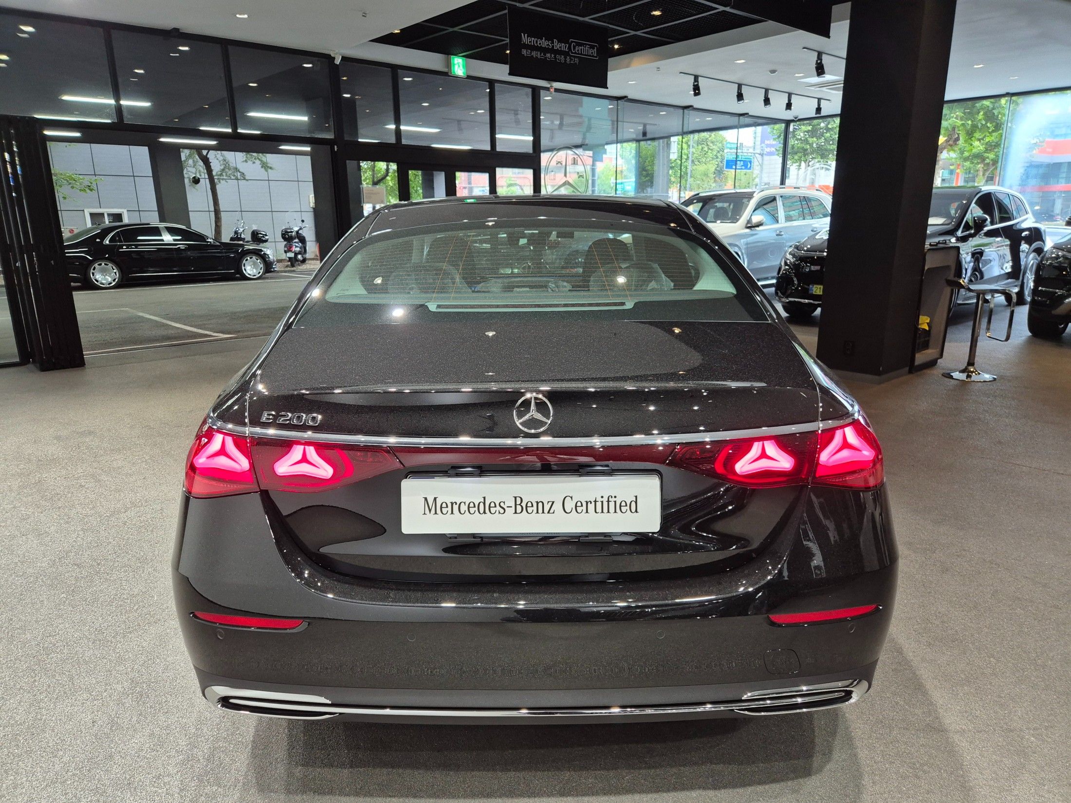 MERCEDES BENZ E-CLASS W214 2025