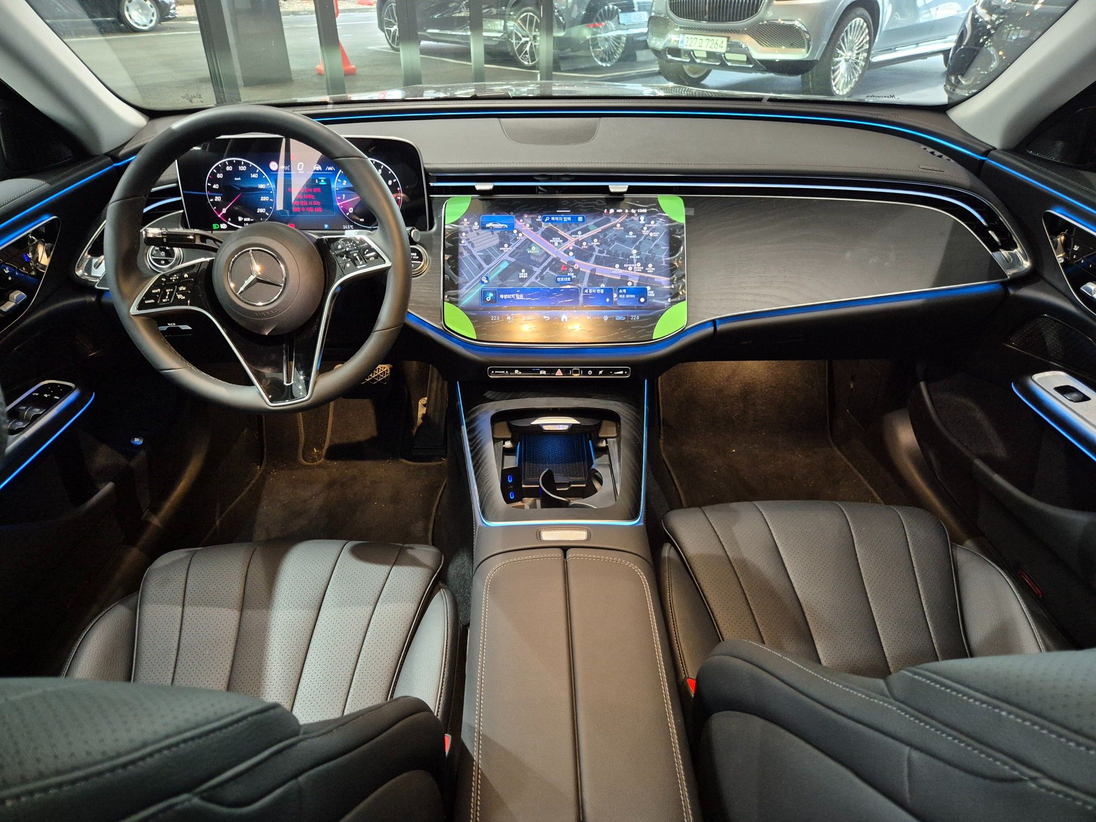 MERCEDES BENZ E-CLASS W214 2025