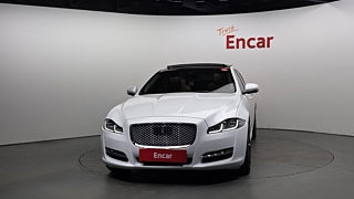 JAGUAR XJ 2017