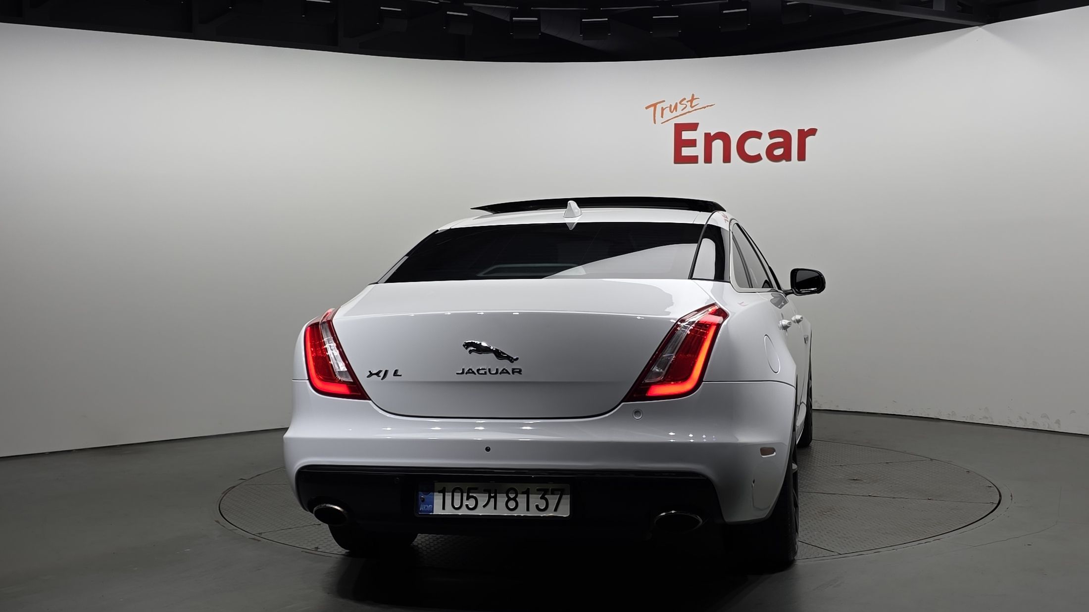 JAGUAR XJ 2017