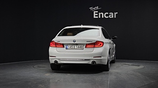BMW 5-SERIES G30 2018