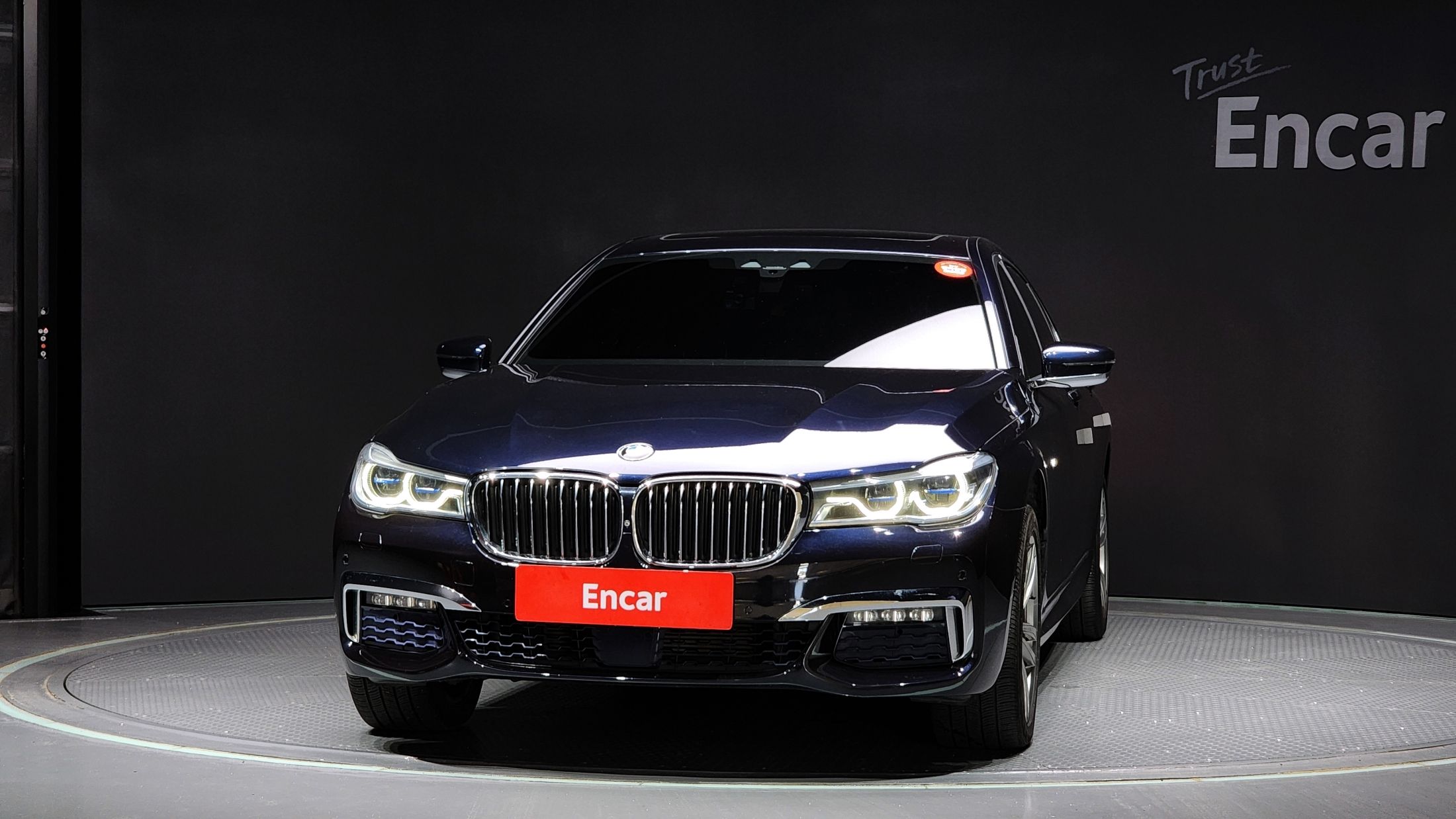 BMW 7-SERIES G11 2017