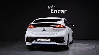 HYUNDAI IONIQ HYBRID 2016