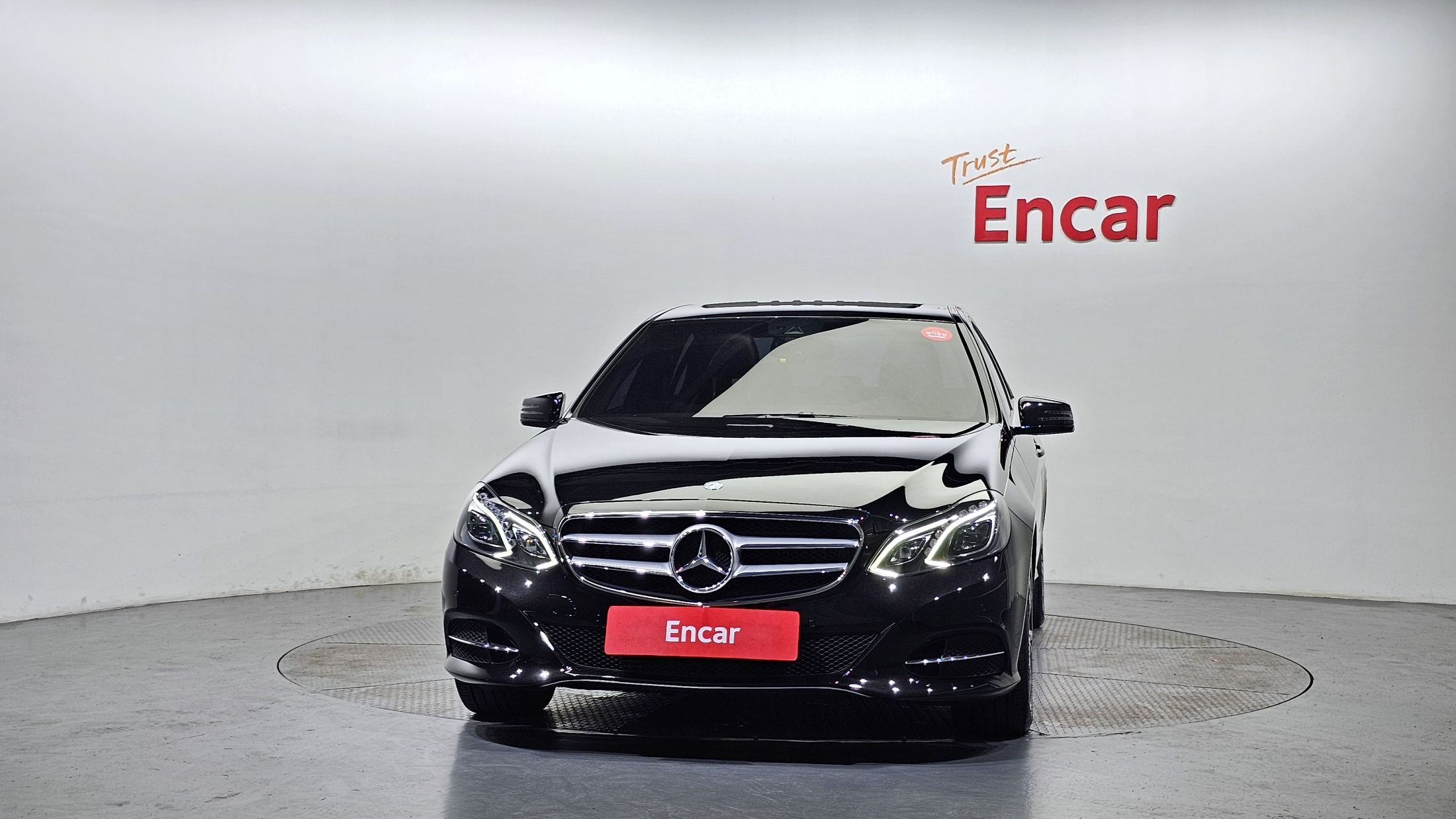 MERCEDES BENZ E-CLASS W212 2015