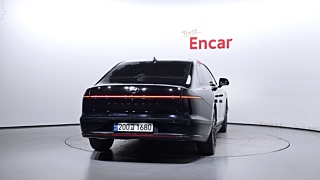 HYUNDAI GRANDEUR HYBRID GN7 2023