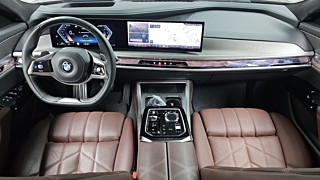 BMW 7-SERIES G70 2023