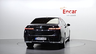 BMW 7-SERIES G70 2023