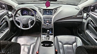 HYUNDAI GRANDEUR HG 2016