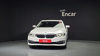 BMW 5-SERIES G30 2019