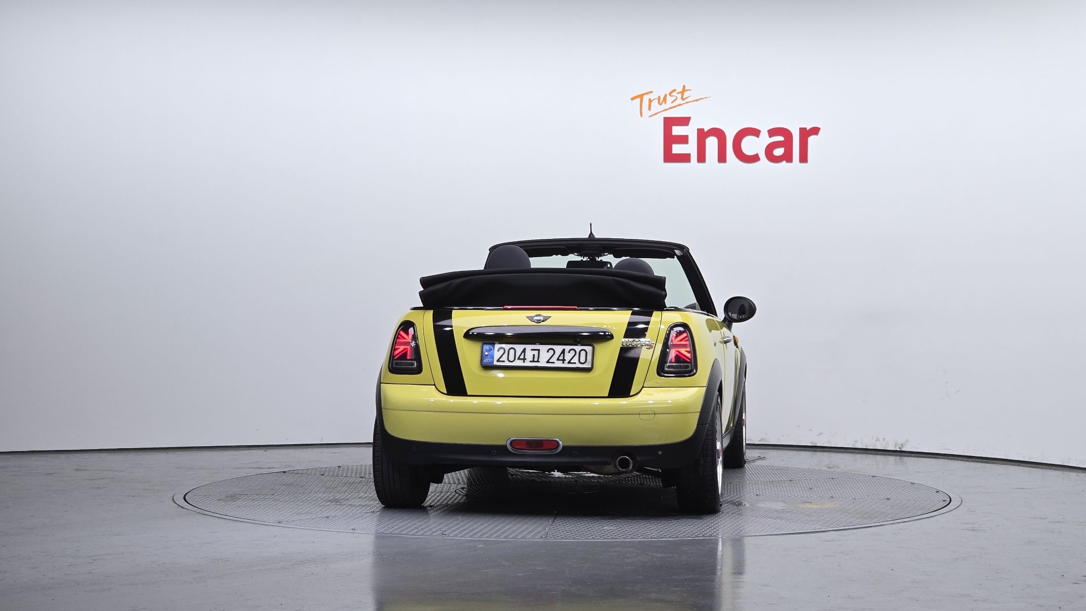 MINI COOPER CONVERTIBLE 2009