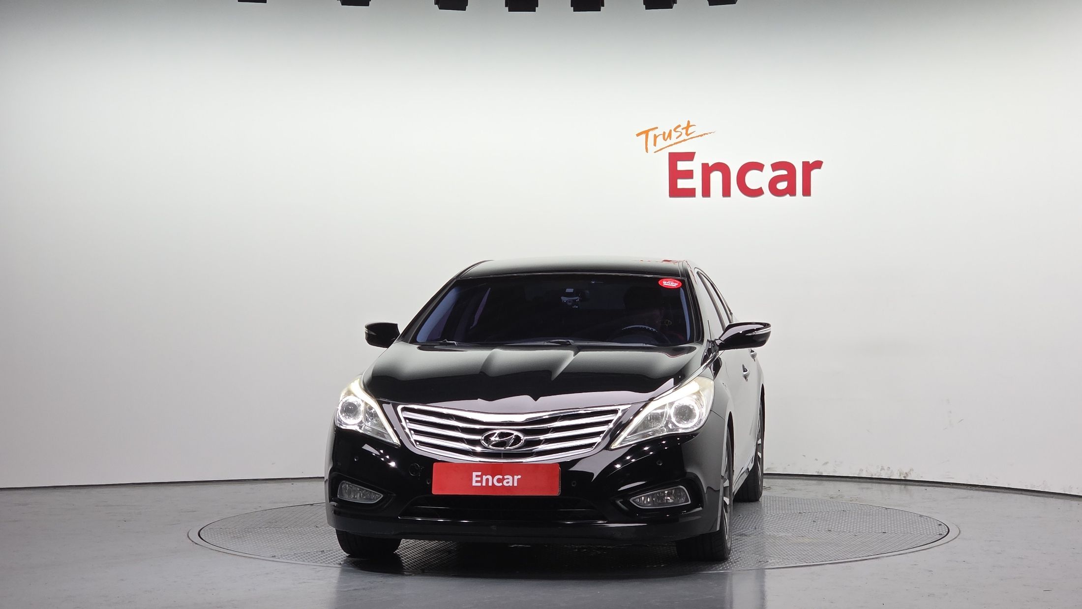 HYUNDAI GRANDEUR HG 2011
