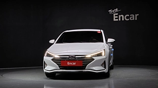 HYUNDAI AVANTE AD 2018