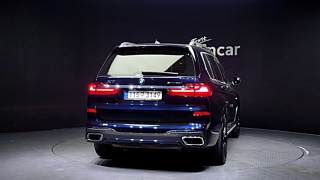 BMW X7 G07 2021