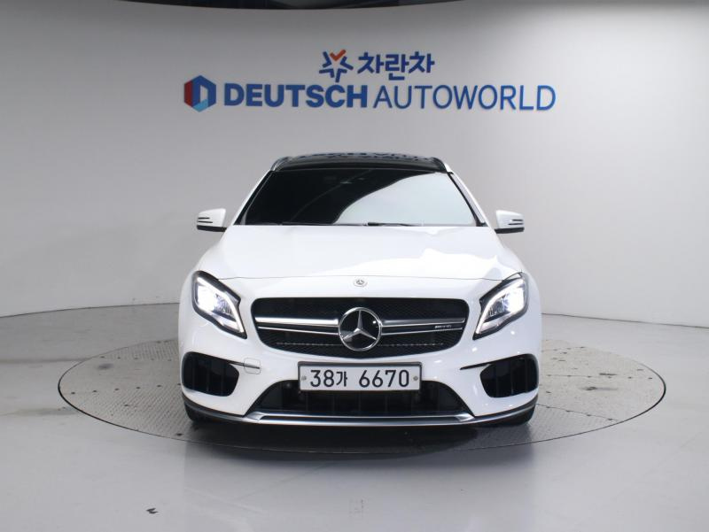 MERCEDES BENZ GLA-CLASS X156 2019