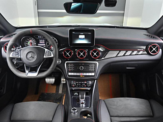 MERCEDES BENZ GLA-CLASS X156 2019