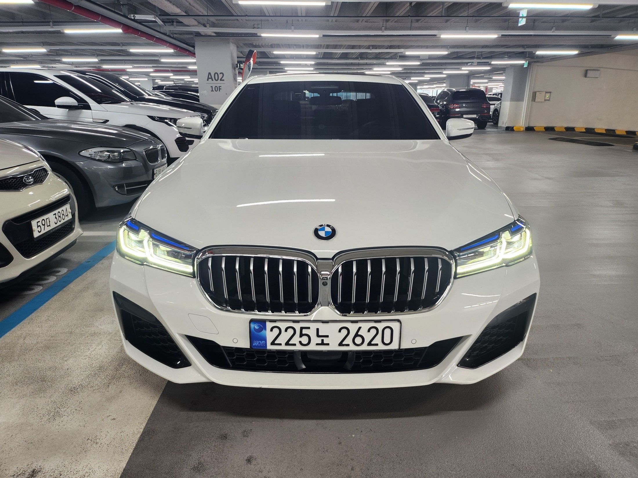 BMW 5-SERIES G30 2023
