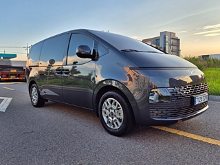 HYUNDAI STARIA 2024