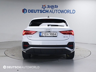 AUDI Q3 F3 2022