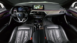 BMW 5-SERIES G30 2017