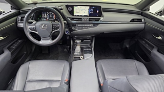 LEXUS ES300H 2018