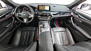 BMW 5-SERIES G30 2019