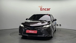 TOYOTA CAMRY XV70 2017