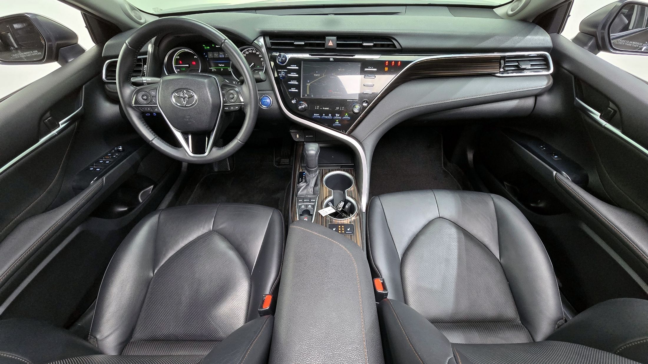 TOYOTA CAMRY XV70 2017