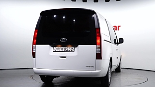 HYUNDAI STARIA 2022