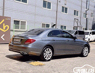 MERCEDES BENZ E-CLASS W213 2019