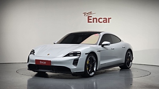 PORSCHE TAYCAN  Turbo 2021