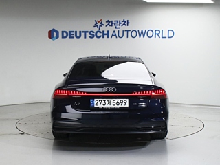 AUDI A7 4K 2022