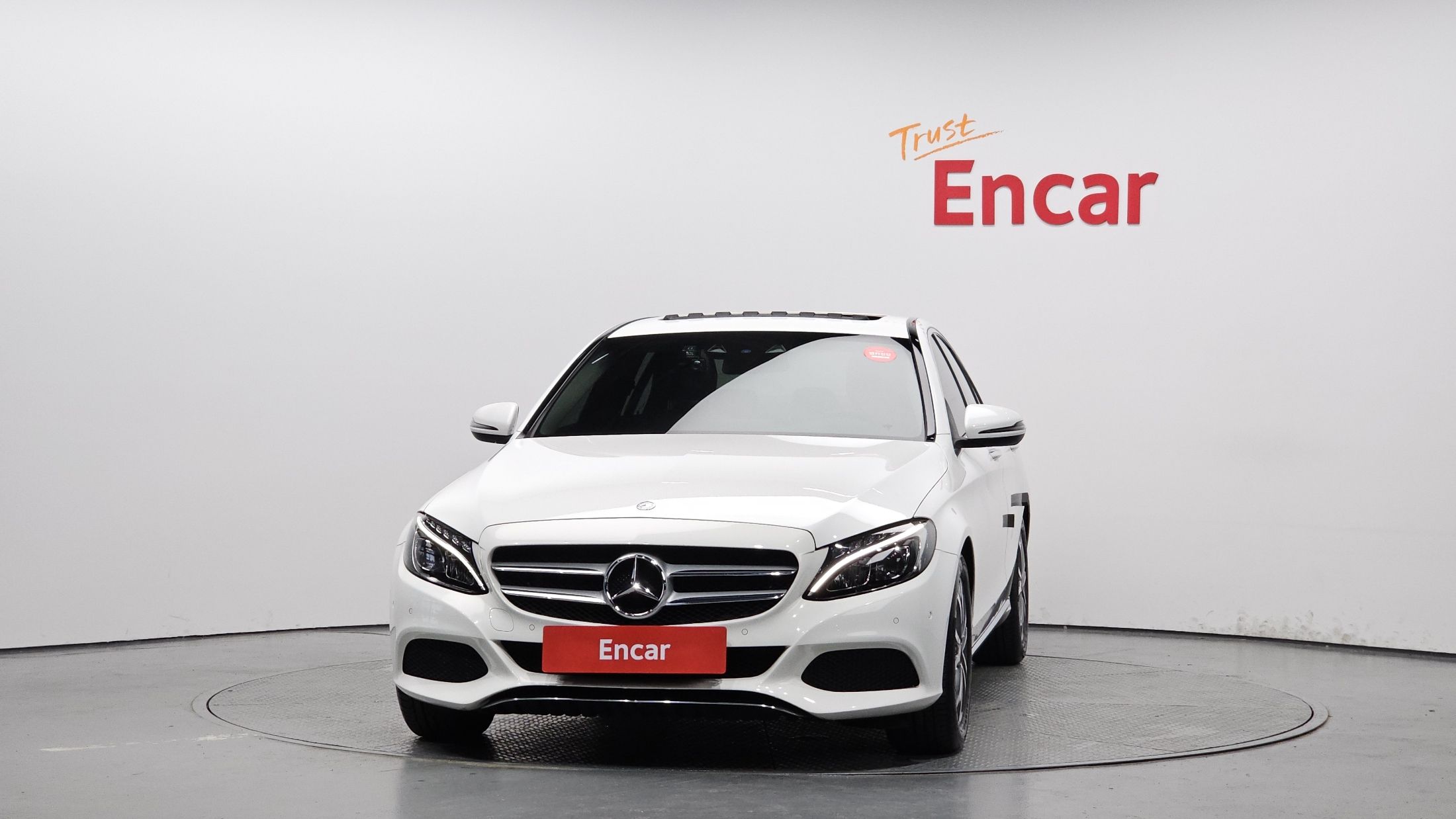 MERCEDES BENZ C-CLASS W205 2016