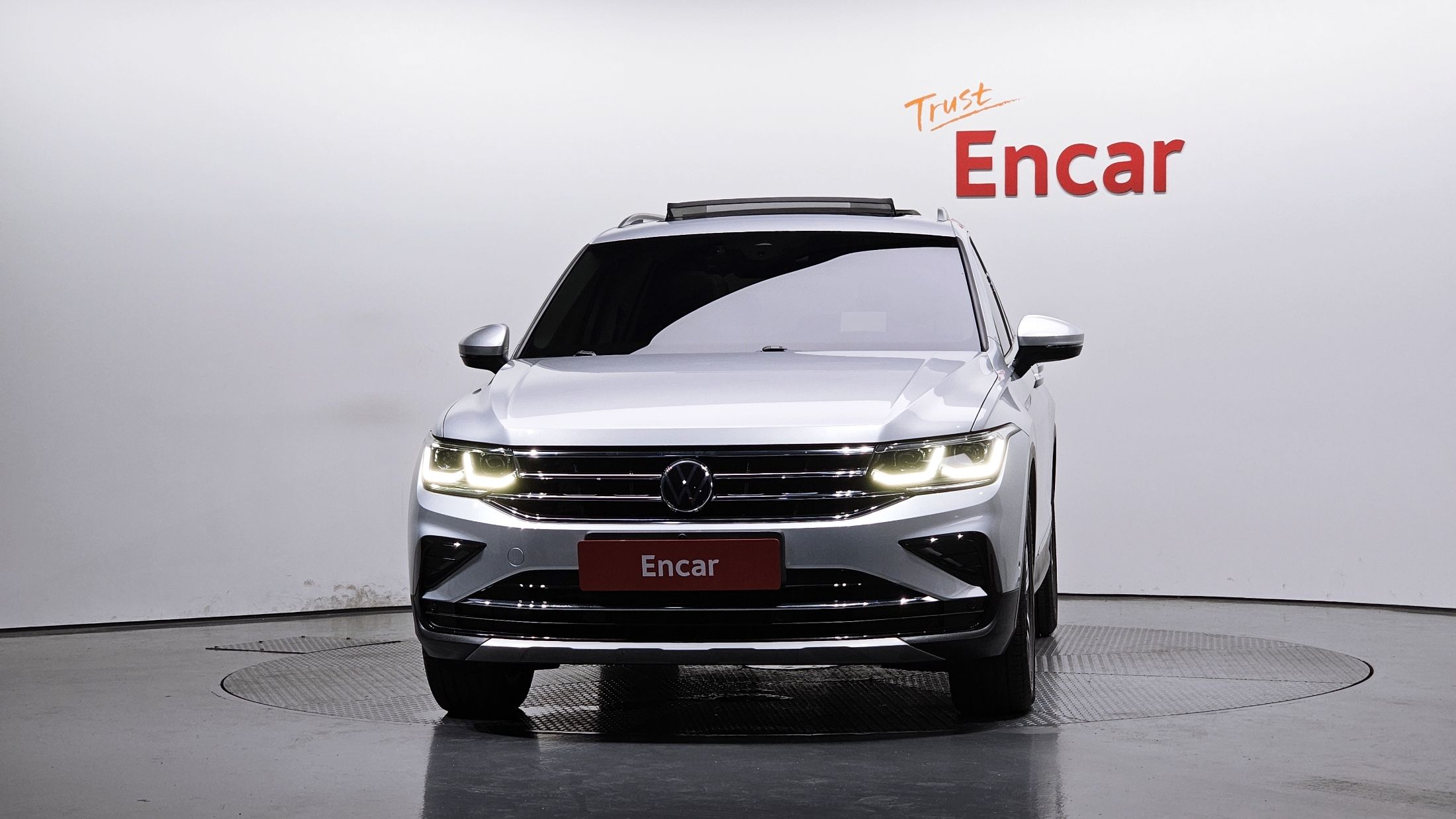 VOLKSWAGEN TIGUAN 2021