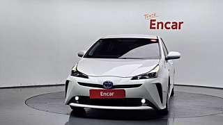 TOYOTA PRIUS 2019