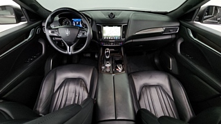 MASERATI LEVANTE 2017