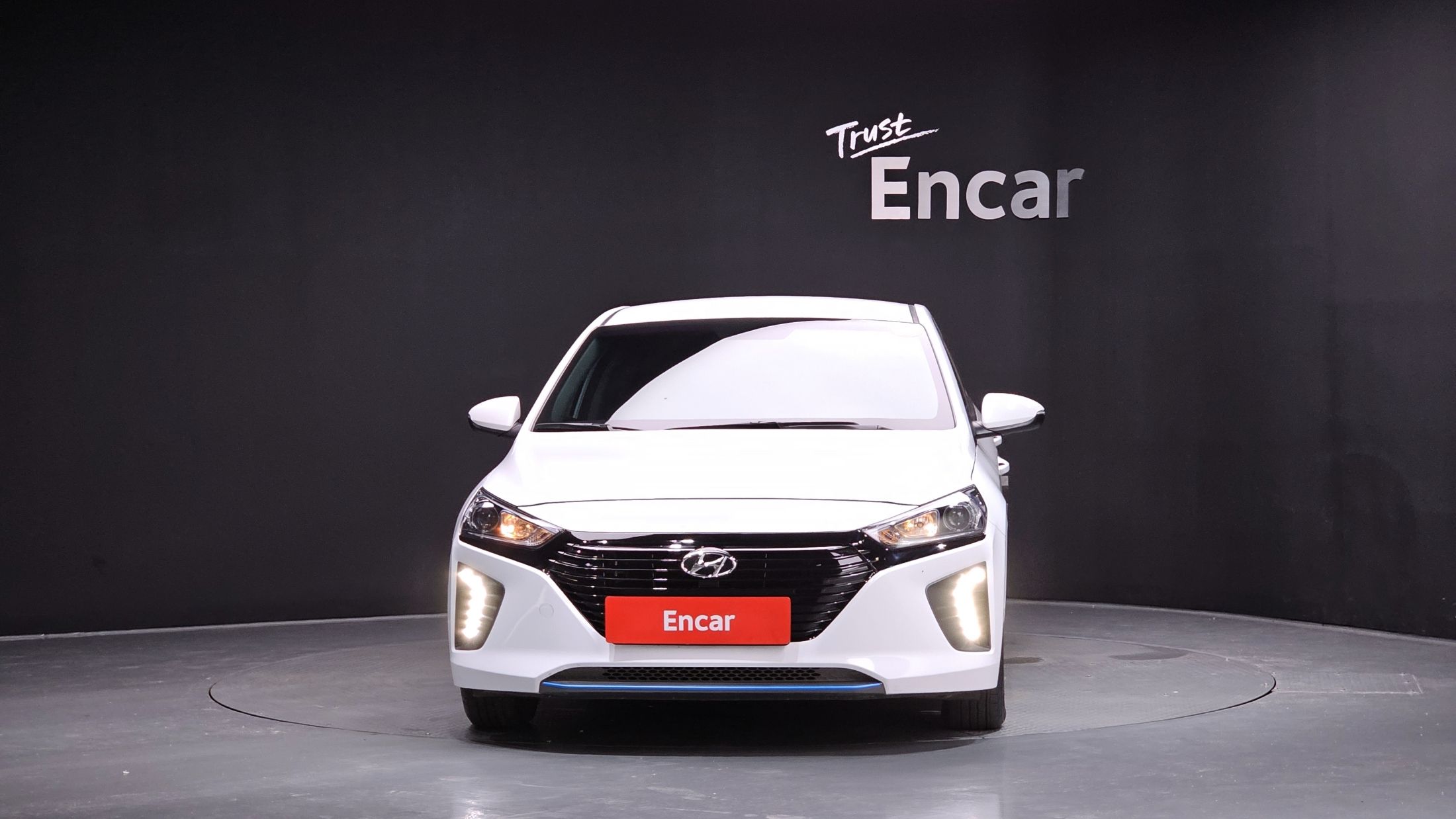 HYUNDAI IONIQ HYBRID 2018