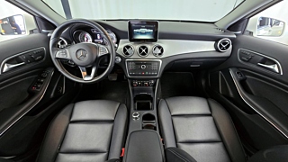 MERCEDES BENZ GLA-CLASS X156 2017